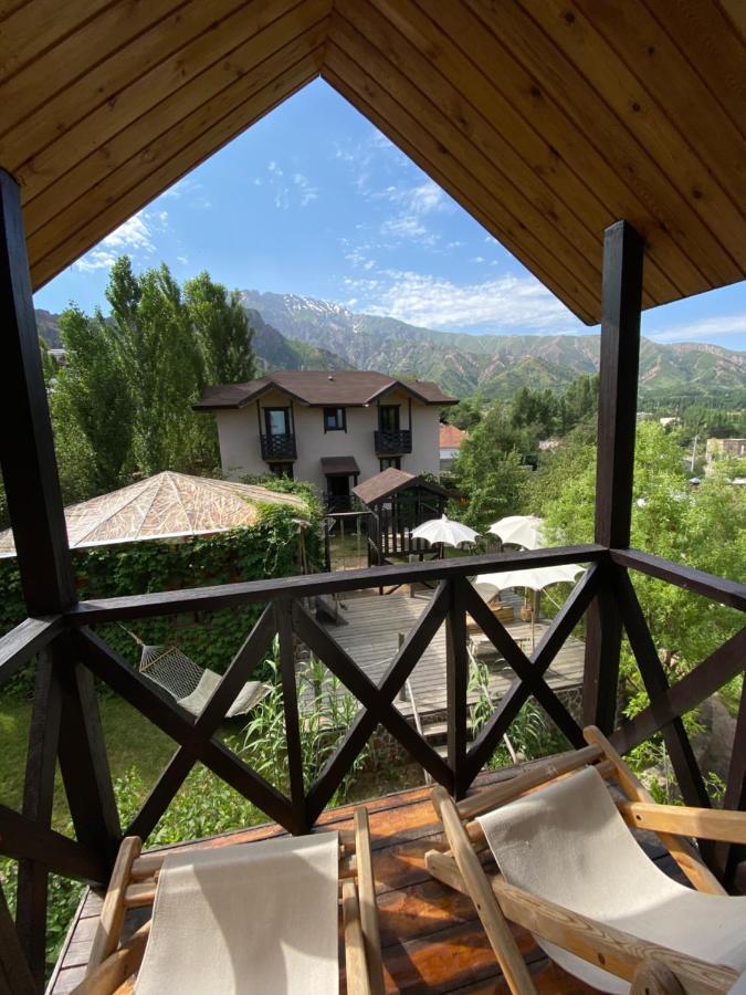 Boutigue Hotel Nebesa Chimgan Eksteriør bilde